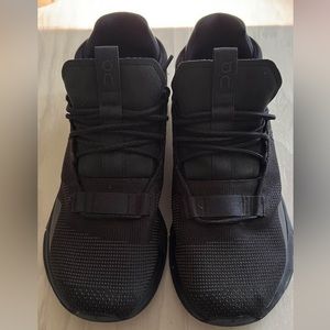 Cloudnova shoes 10women size